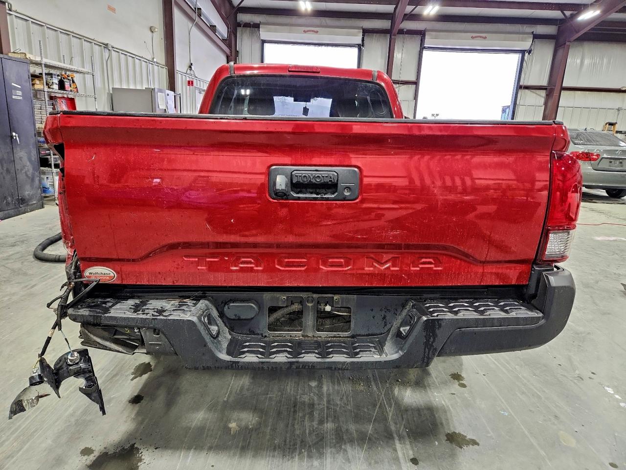 Toyota Tacoma Access Cab Image 8