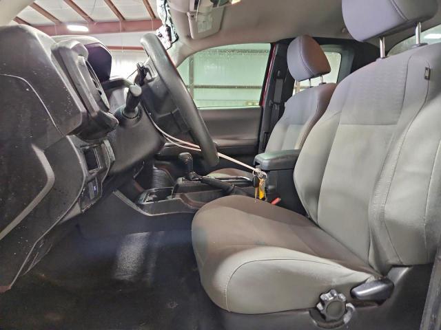 Toyota Tacoma Access Cab Image 6