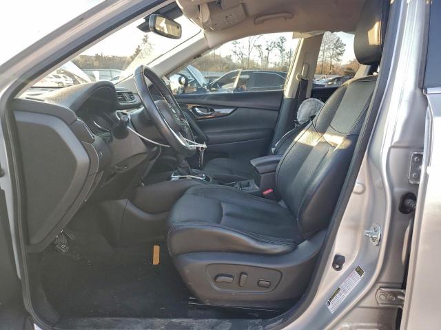 Nissan Rogue S Image 7