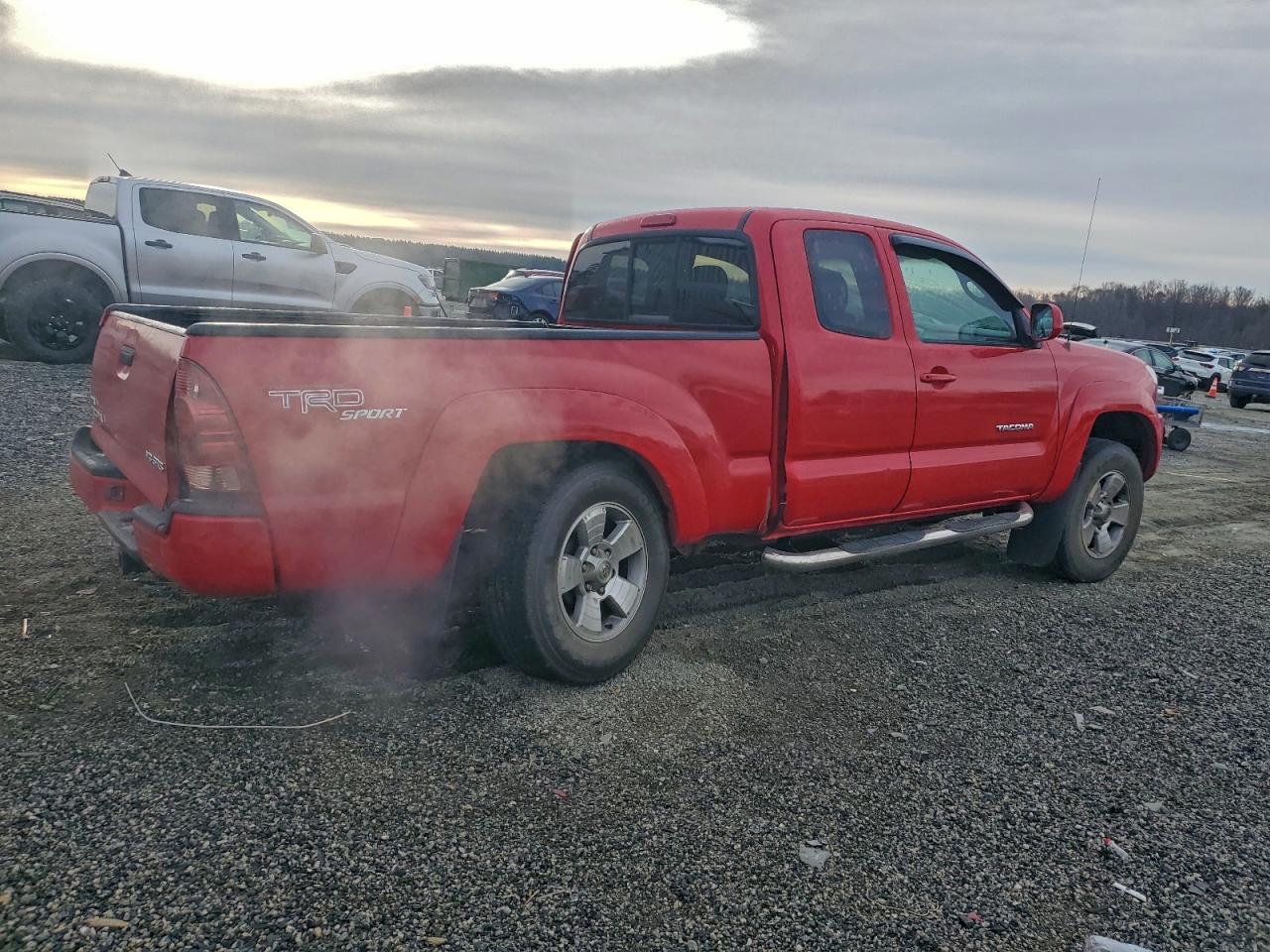 Toyota Tacoma Access Cab Image 8