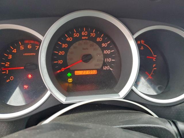 Toyota Tacoma Access Cab Image 10