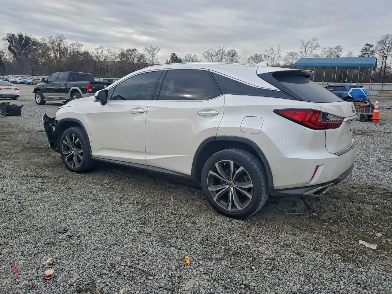 Lexus RX 350 Base Image 2