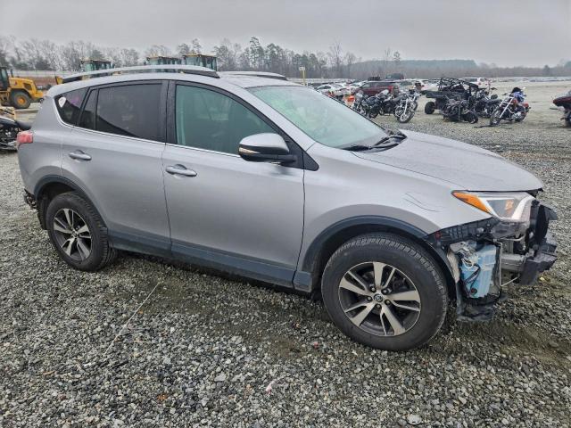 Toyota RAV4 Adventure Image 3