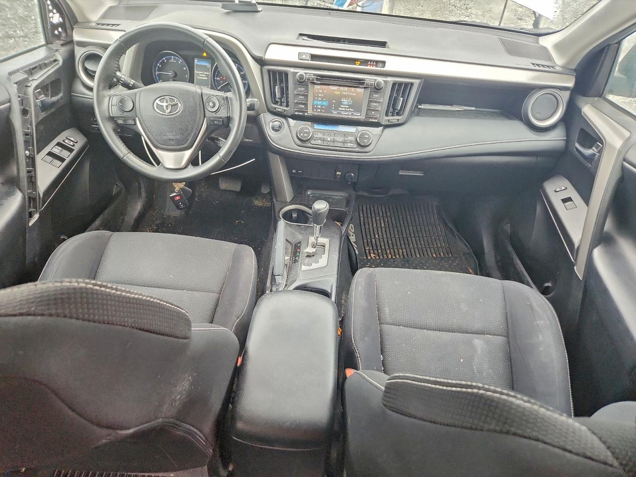 Toyota RAV4 Adventure Image 4