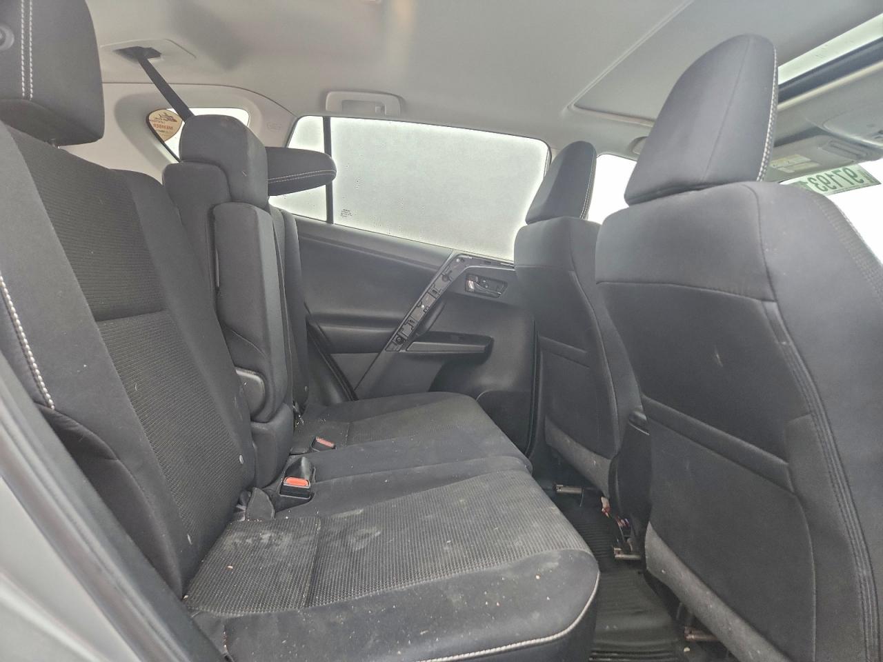 Toyota RAV4 Adventure Image 10