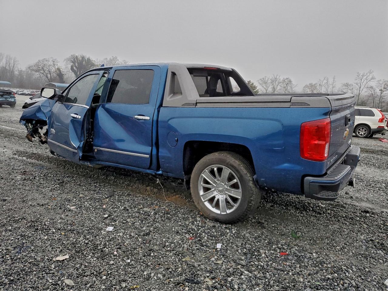 Chevrolet Silverado K1500 High Country Image 9