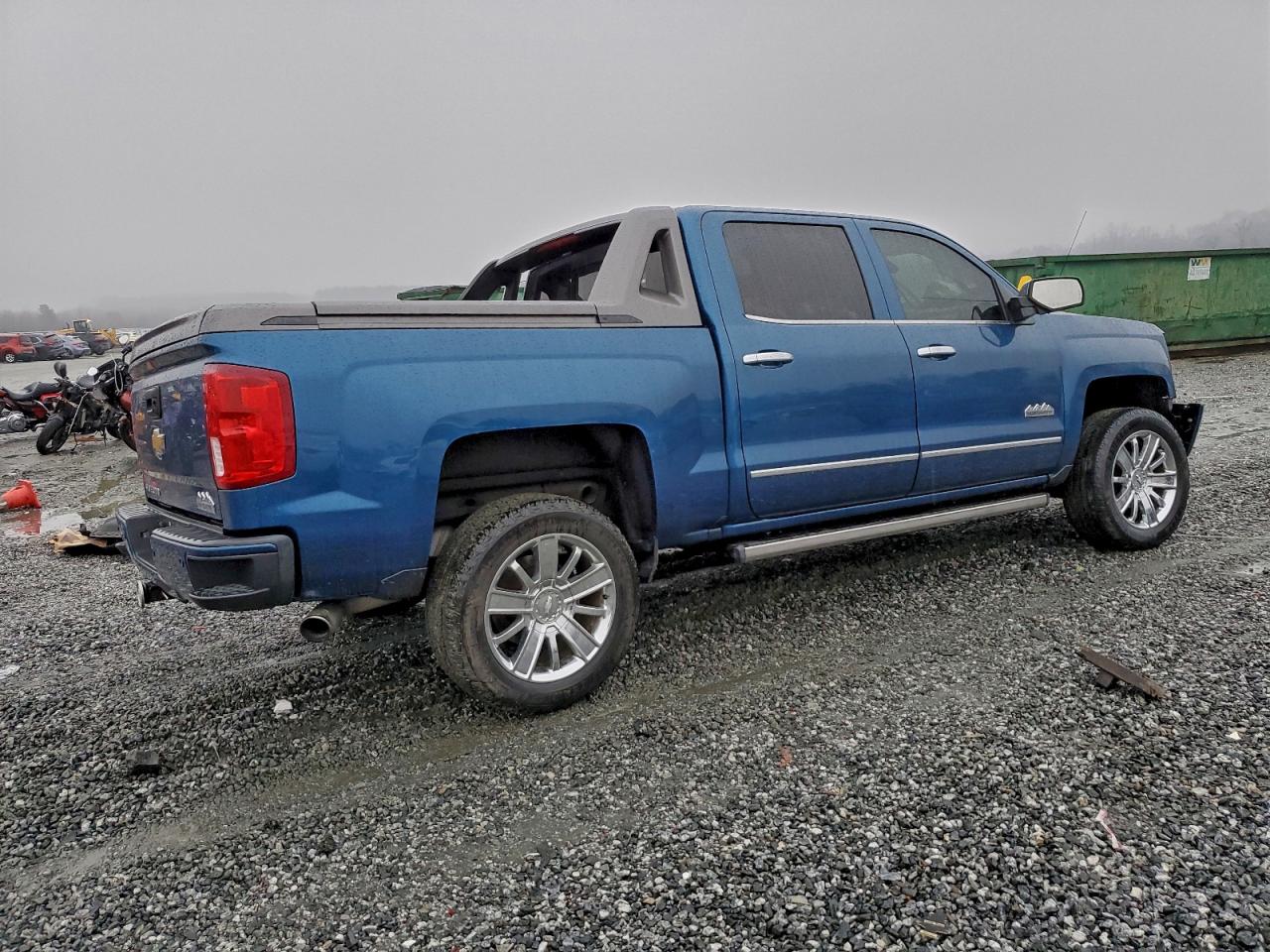 Chevrolet Silverado K1500 High Country Image 3