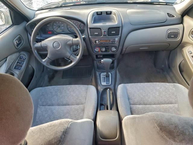 Nissan Sentra Xe Image 7