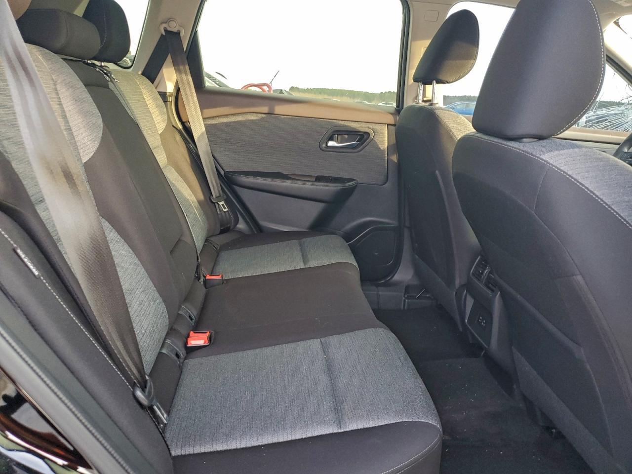 Nissan Rogue Sv Image 9