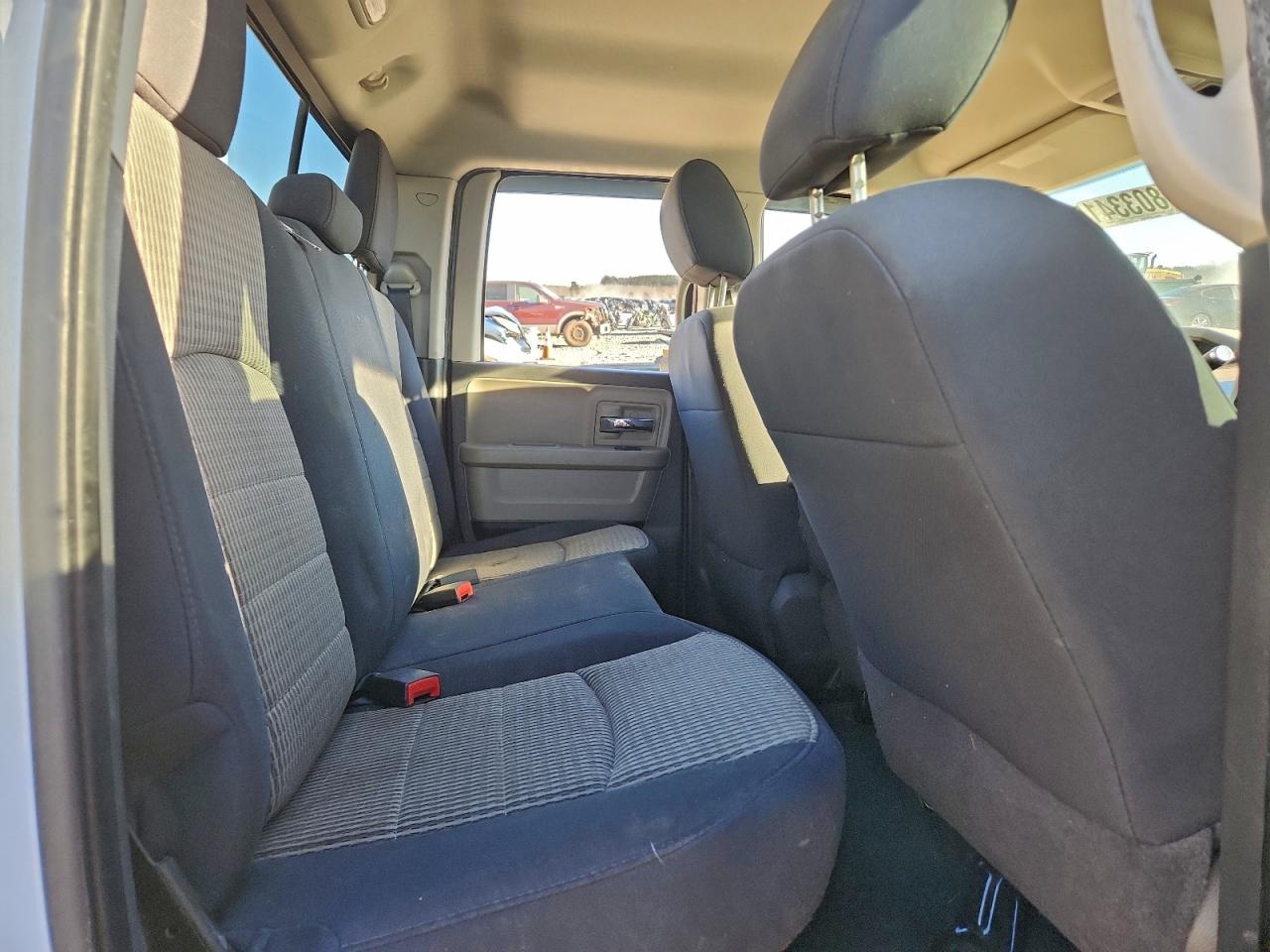 Dodge Ram 1500 Image 8