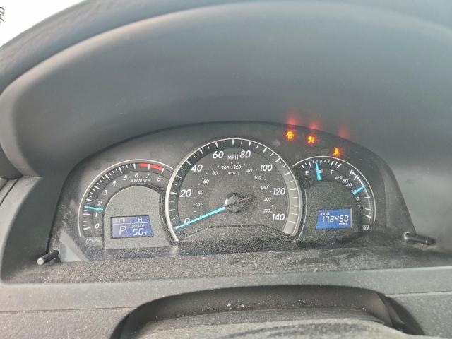 Toyota Camry L Image 8