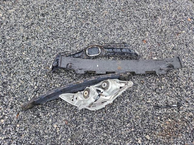 Toyota Camry L Image 11