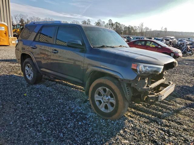 Toyota 4Runner Sr5 Image 5