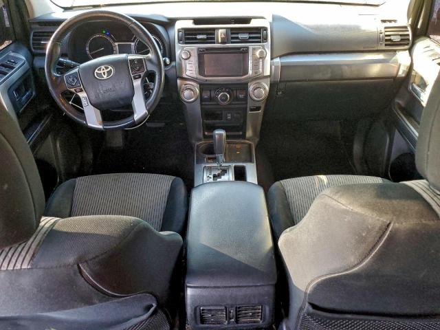 Toyota 4Runner Sr5 Image 6