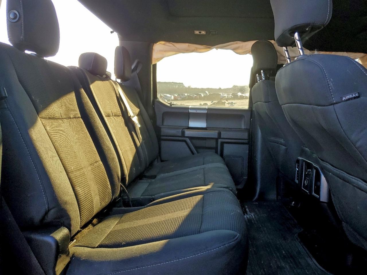 Ford F-150 Supercrew Image 9