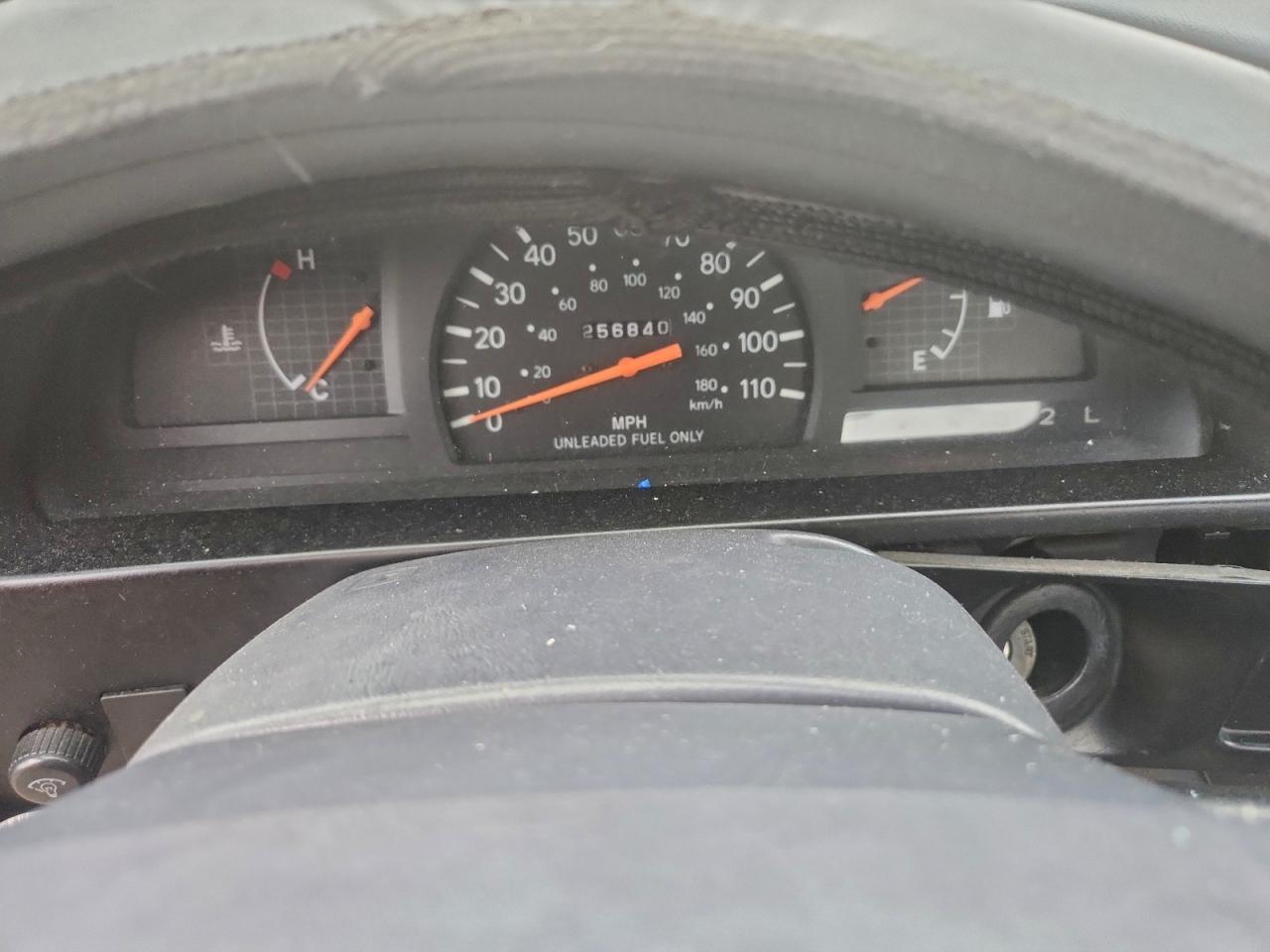 Toyota Tacoma Image 11