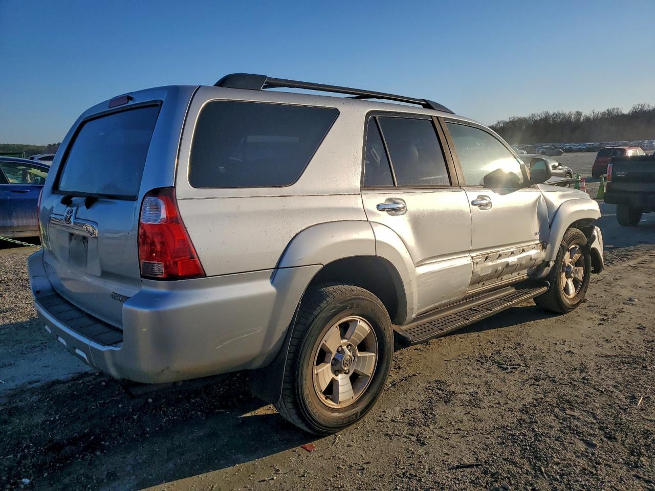 Toyota 4Runner Sr5 Image 6