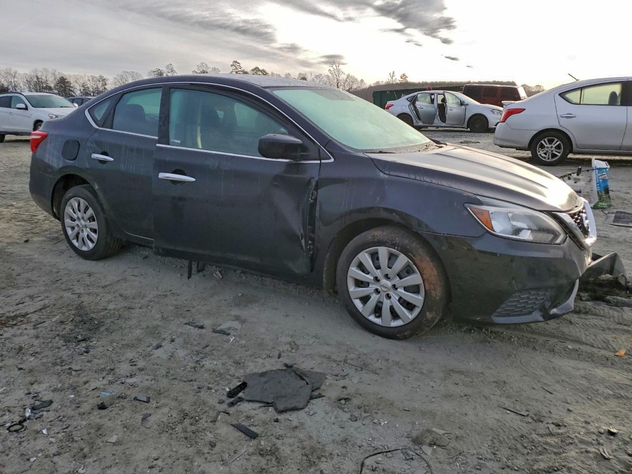 Nissan Sentra S Image 9