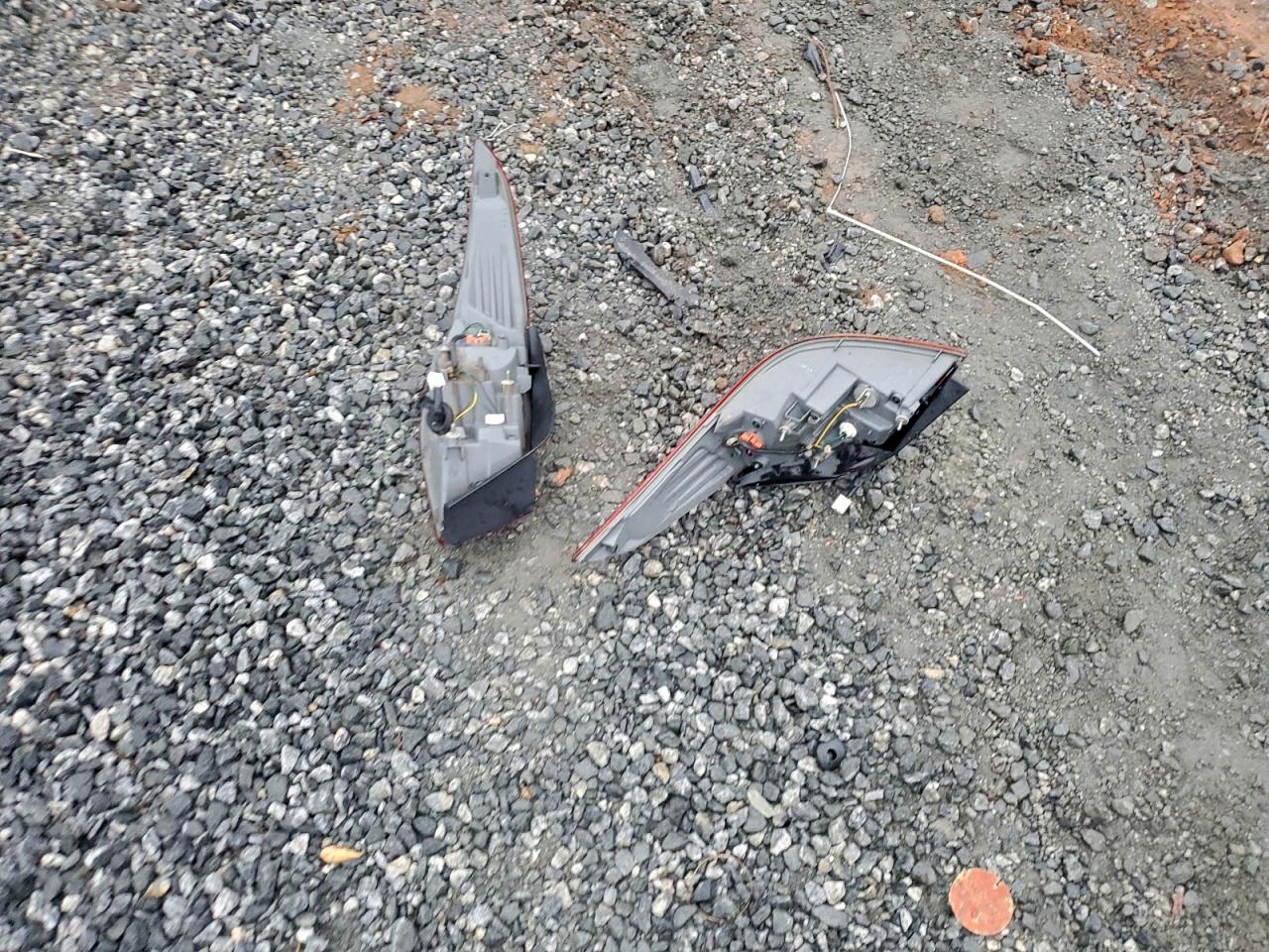 Hyundai ELANTRA Gls Image 12