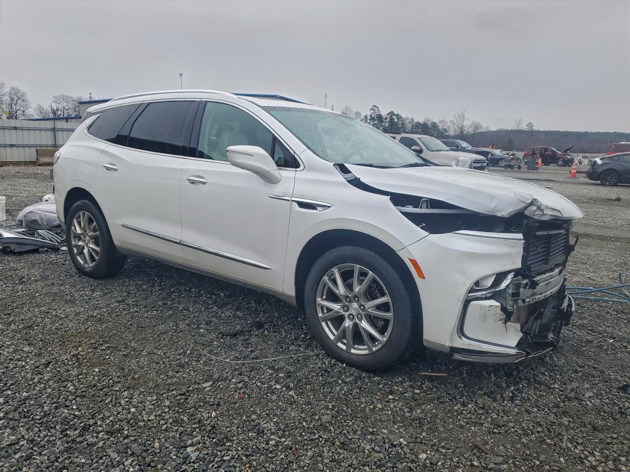 Buick Enclave Premium Image 3