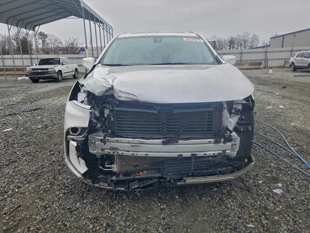 Buick Enclave Premium Image 2