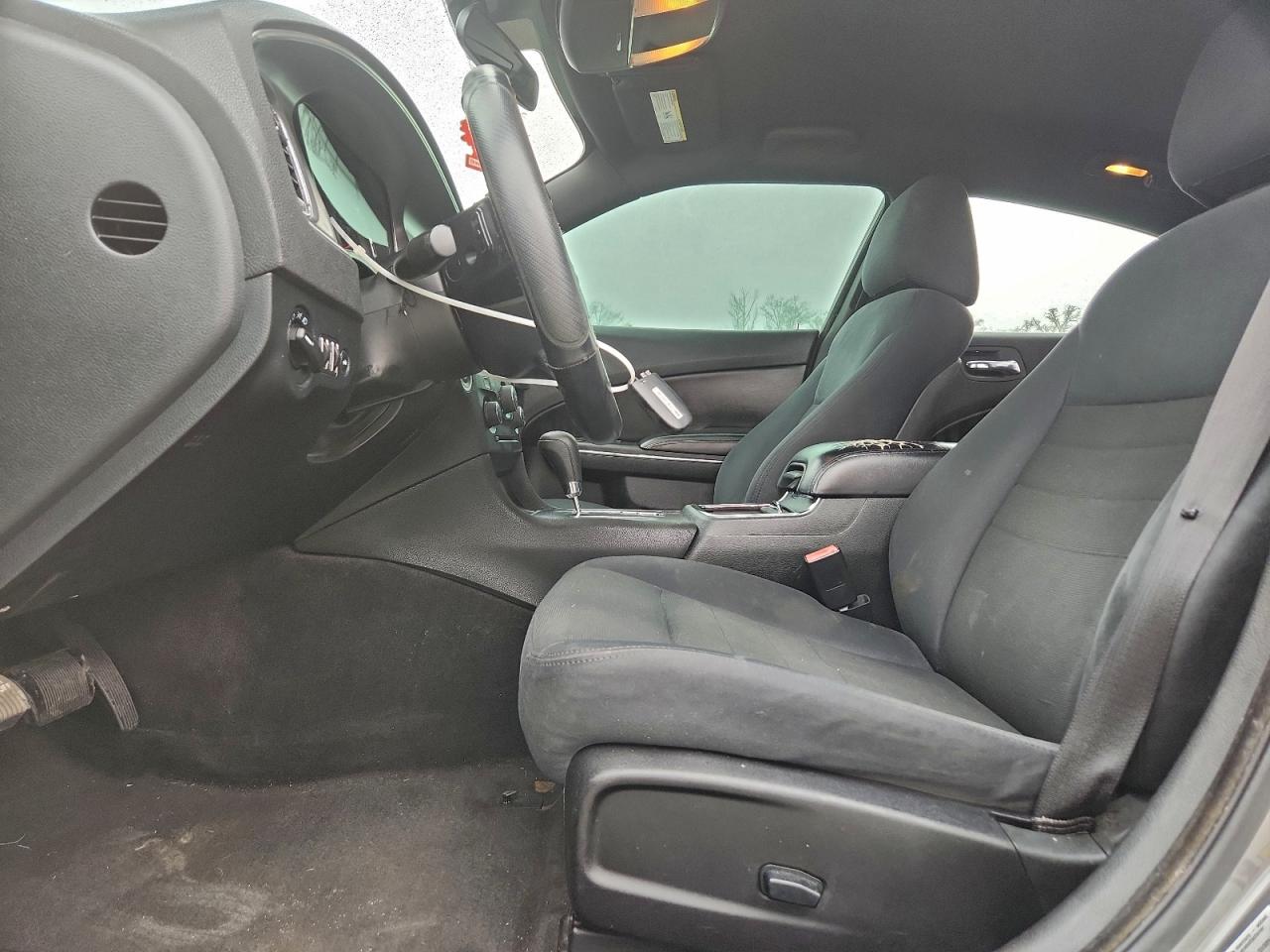 Dodge Charger Image 11