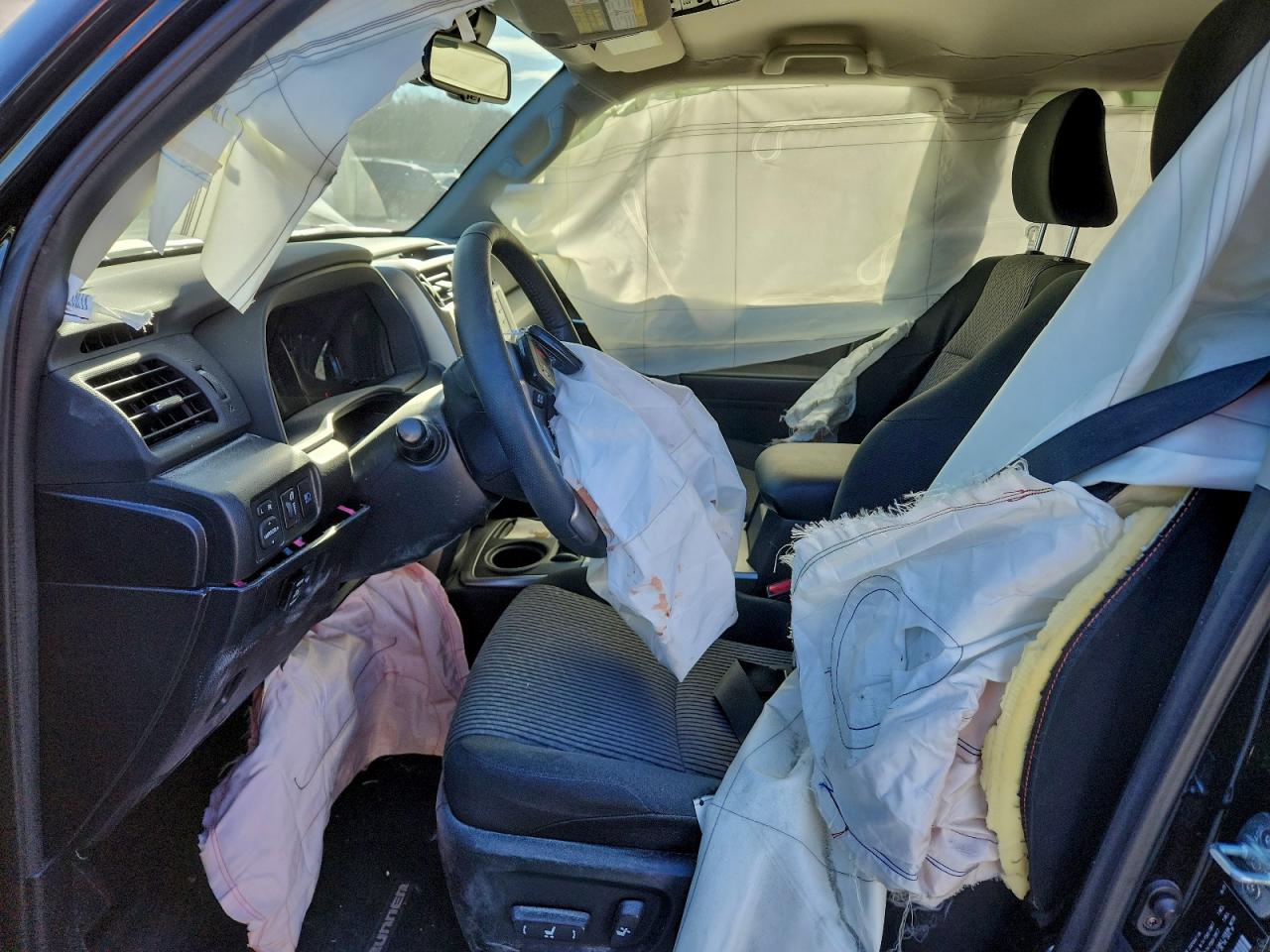 Toyota 4Runner Sr5 Image 2