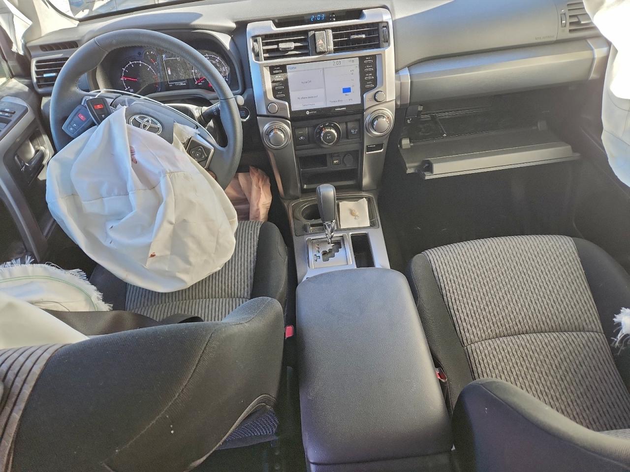 Toyota 4Runner Sr5 Image 6