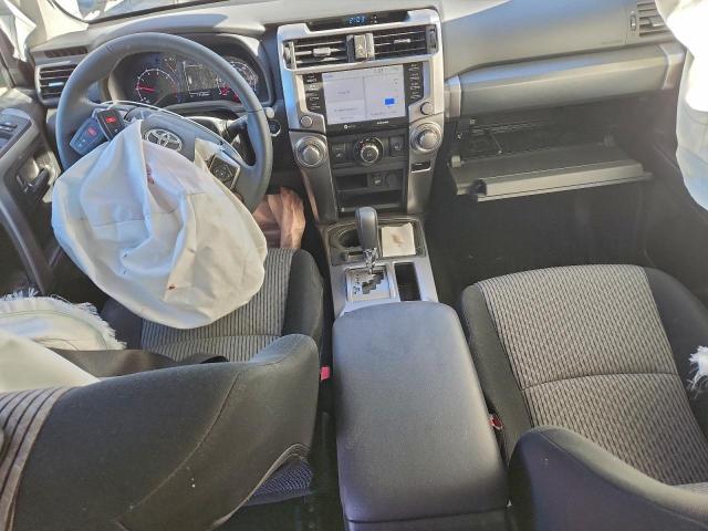 Toyota 4Runner Sr5 Image 6