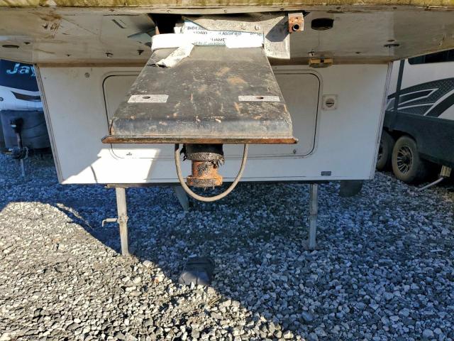 Coachmen Chaparral Image 3