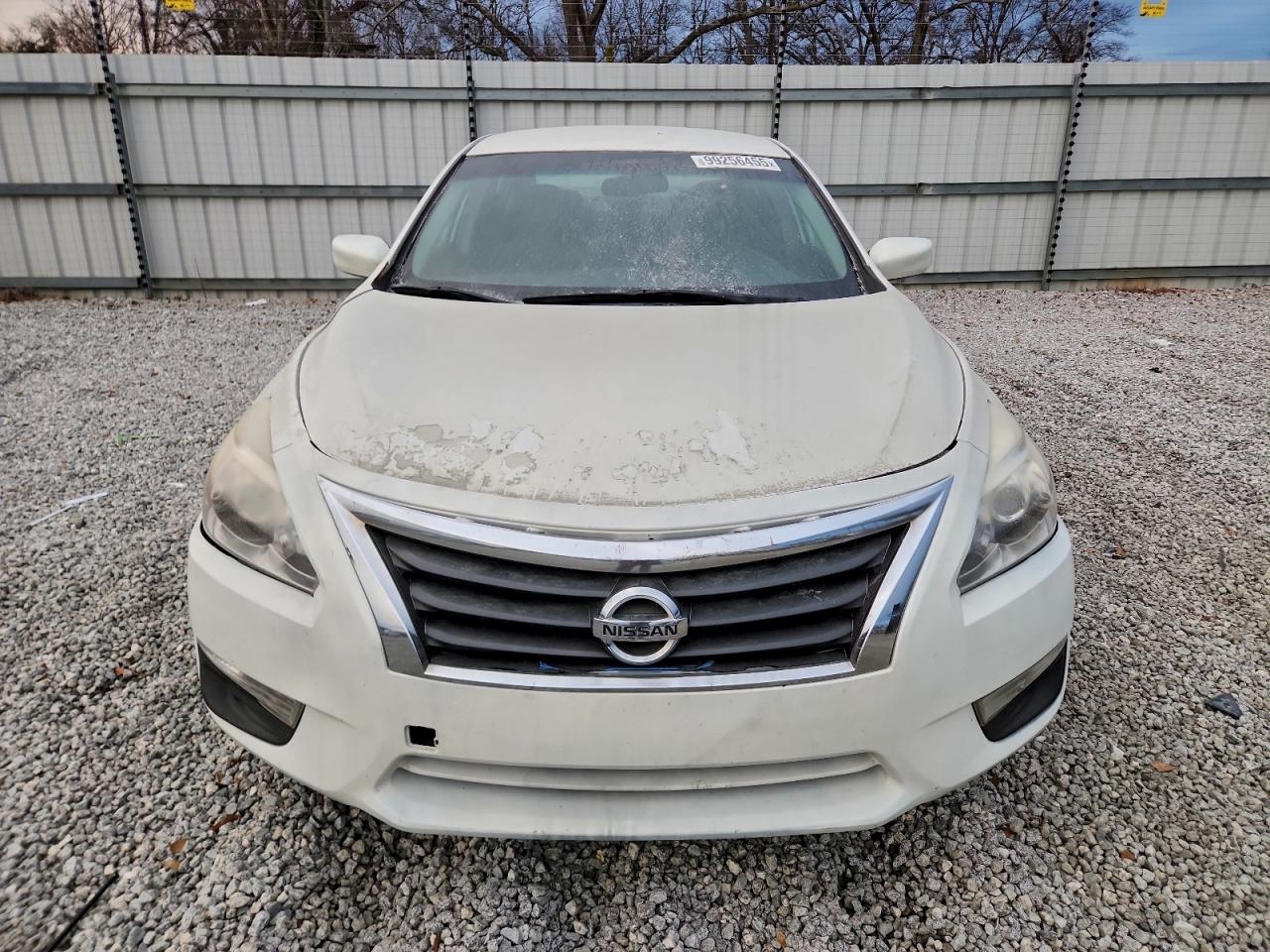 Nissan Altima 2.5 Image 5