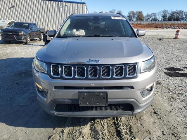 Jeep Compass Latitude Image 12