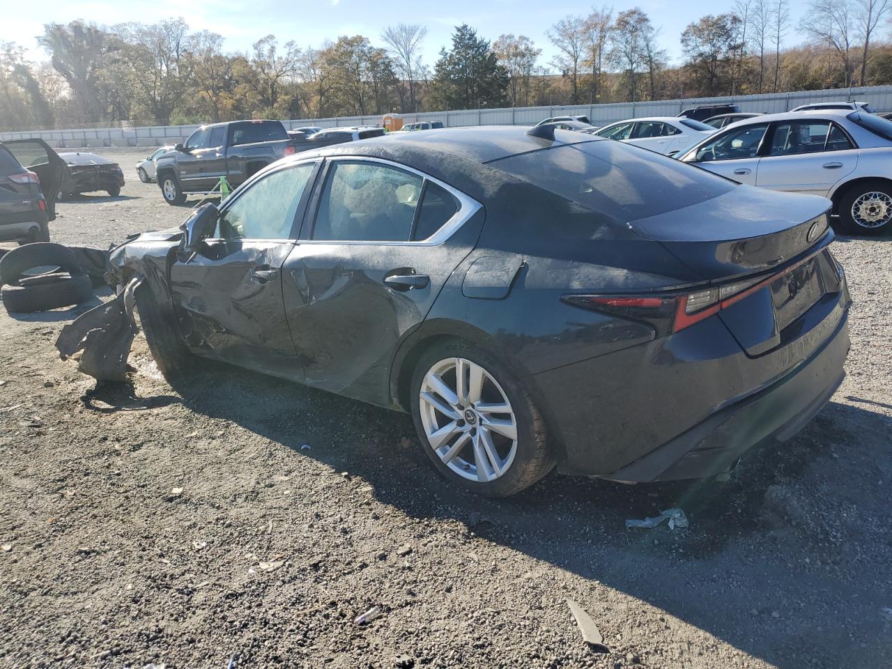 Lexus Is 300 Image 3