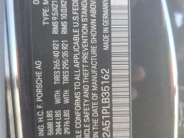 Porsche Macan S Image 9