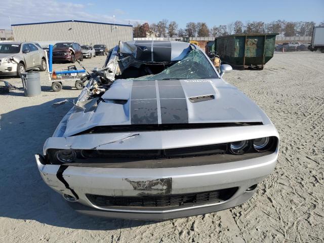 Dodge Challenger Sxt Image 13