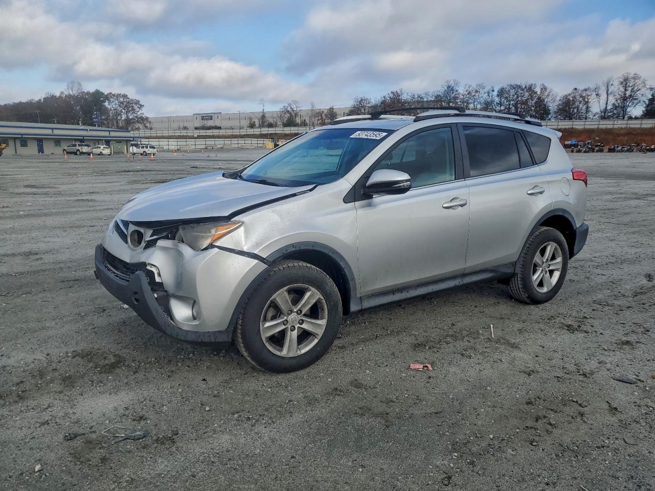 Toyota RAV4 Xle Image 1