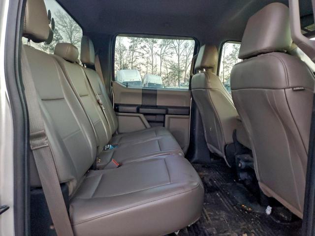 Ford F-250 Super Duty Image 11