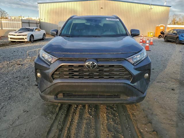 Toyota RAV4 Xle Image 6