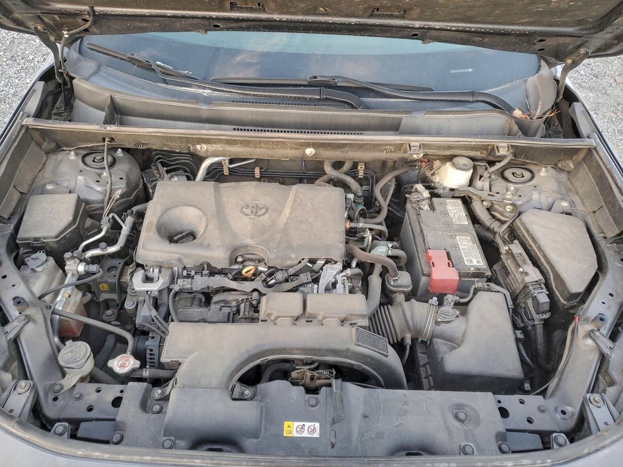 Toyota RAV4 Xle Image 11