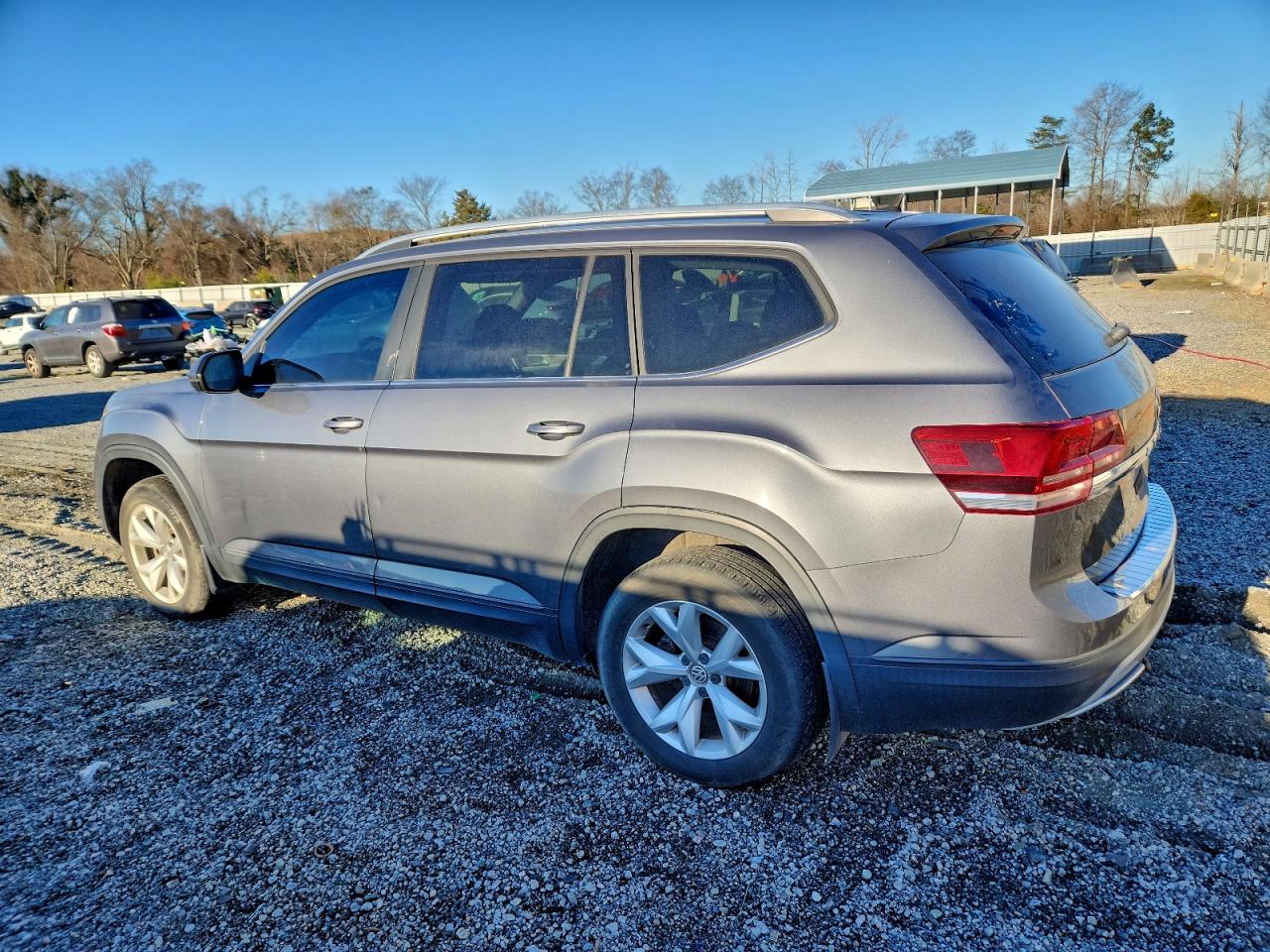 Volkswagen Atlas S Image 3