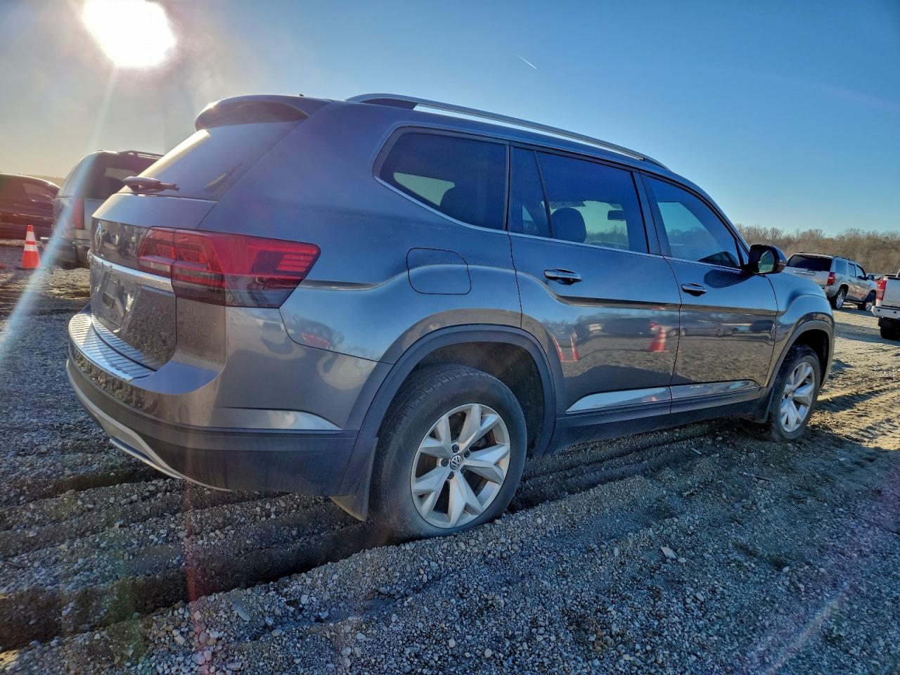 Volkswagen Atlas S Image 10