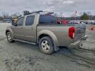 Nissan Frontier Crew Cab Le Image 3