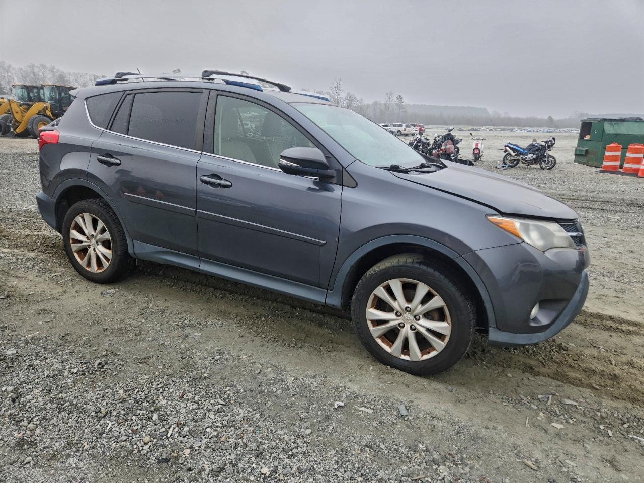 Toyota RAV4 Limited Image 9