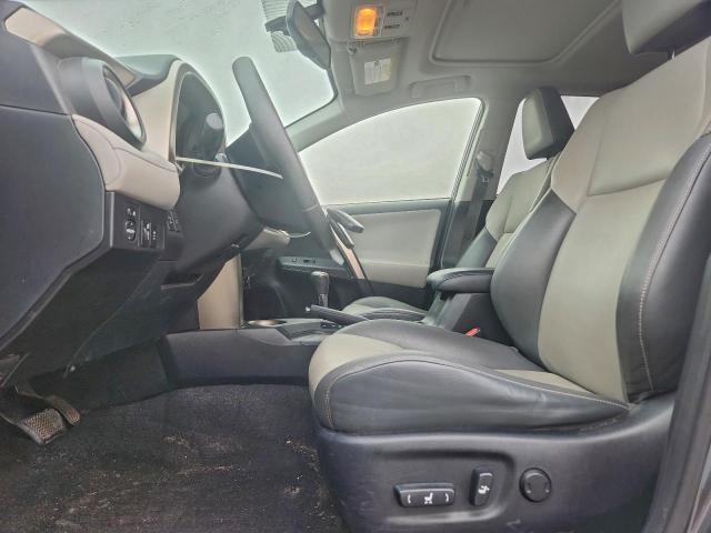 Toyota RAV4 Limited Image 4