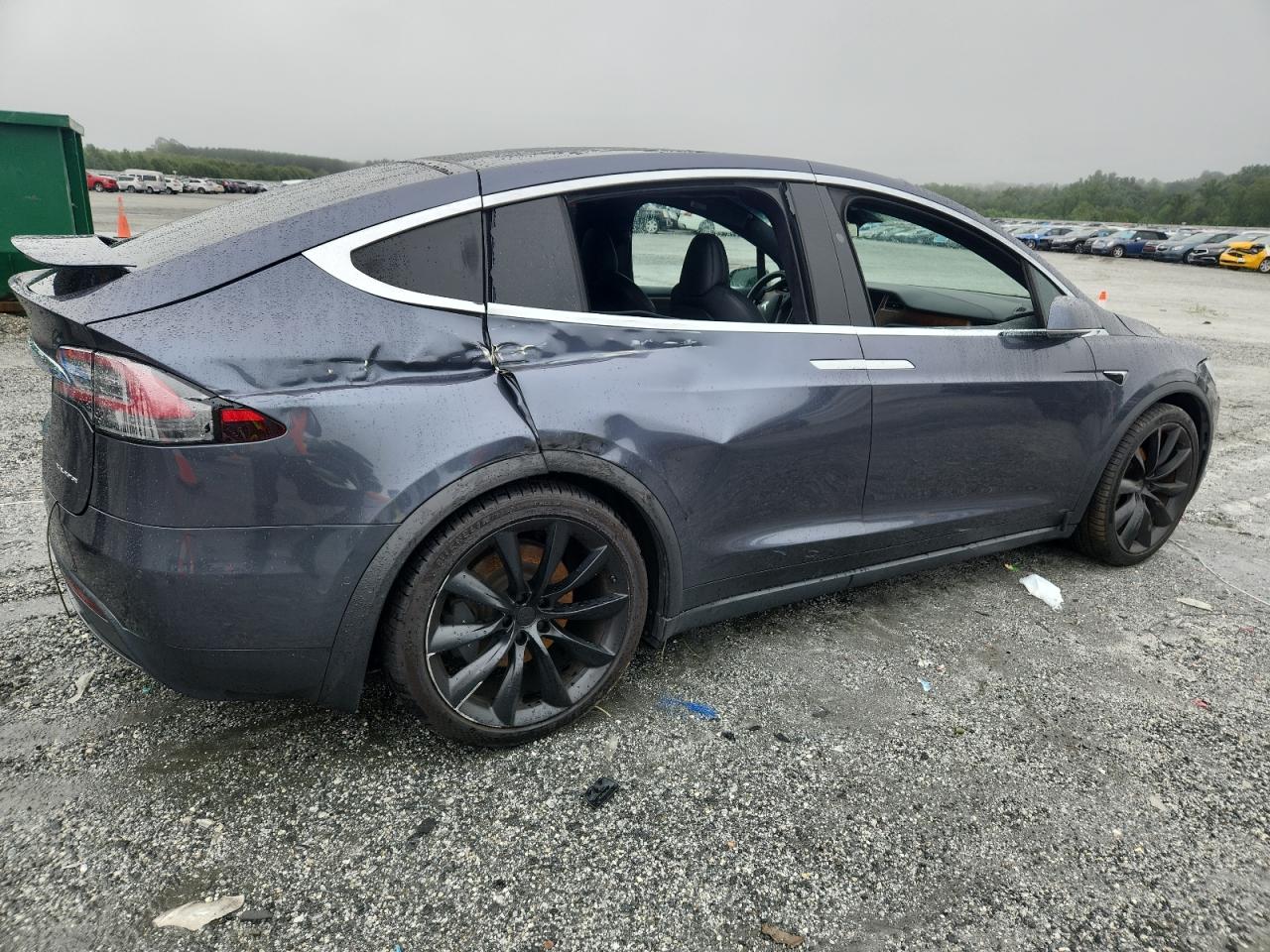 Tesla Model X Image 3