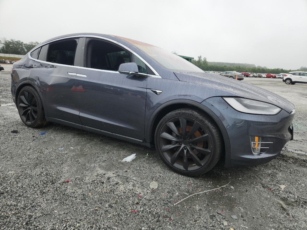 Tesla Model X Image 4