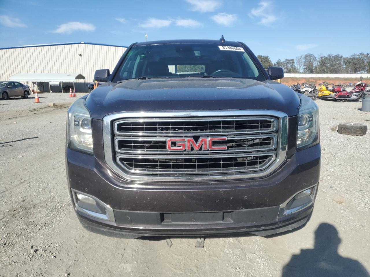 GMC Yukon C1500 Slt Image 5