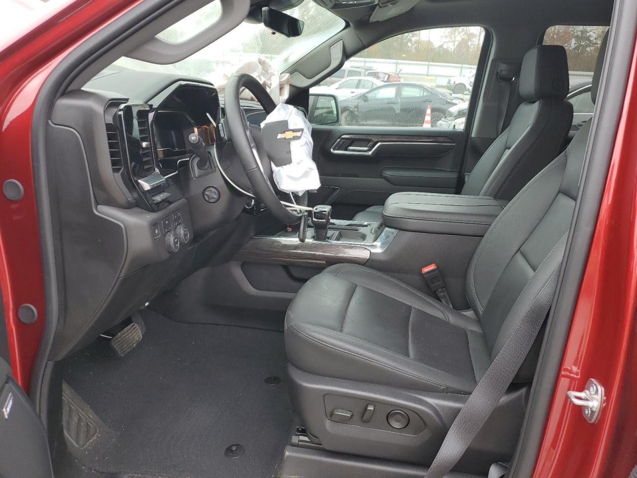 Chevrolet Silverado K1500 Ltz Image 9