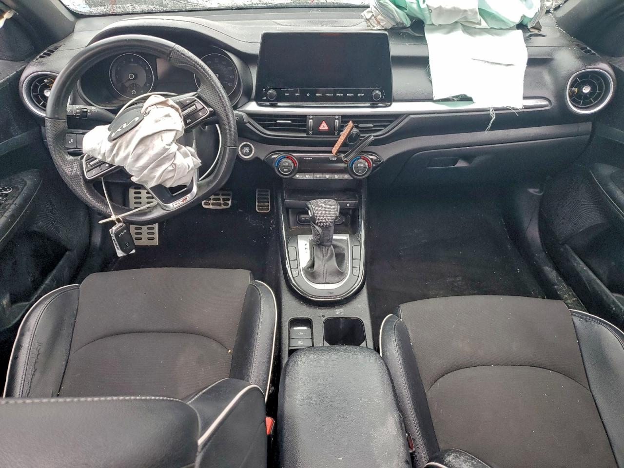 Kia Forte Gt Line Image 12