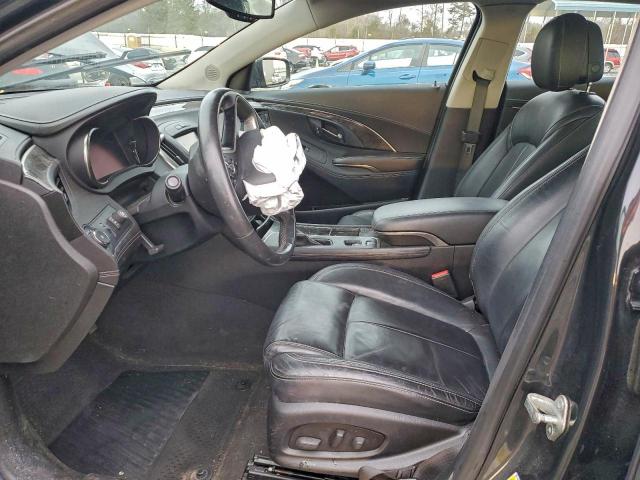 Buick LaCrosse Image 12